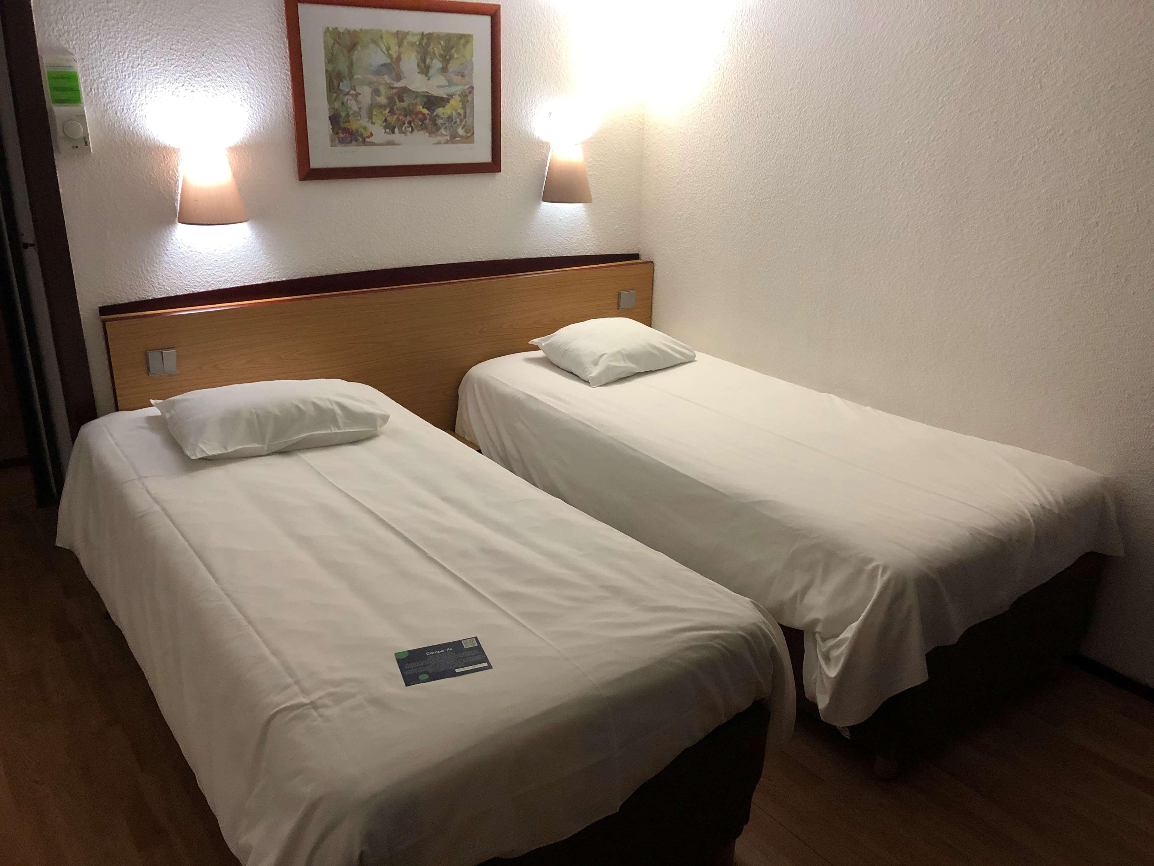 南佩皮尼昂钟楼酒店 外观 照片