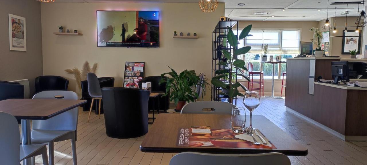 南佩皮尼昂钟楼酒店 外观 照片